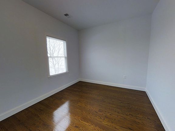 5th image of 7 Nelson Ave Floor 2