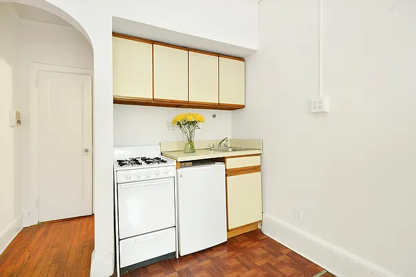 Sold by Citi Habitats | media 15