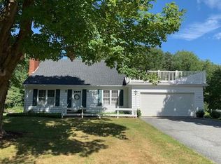 25 Terrace Dr, Thompson, CT 06277