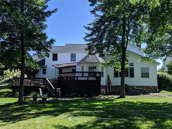 2nd image of 592 Clinton Ln