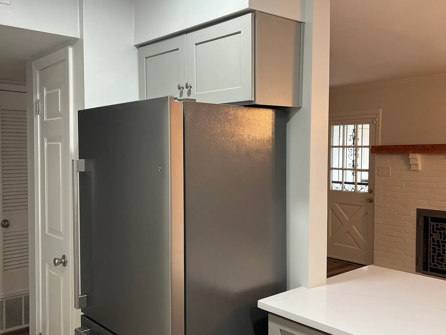3 bed, 2.5 bath, 1561 sqft, $2,095 — Photo 3