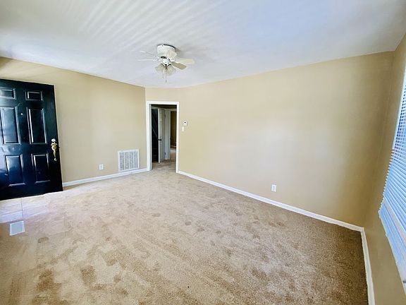 5th image of 3304 Dartmouth St