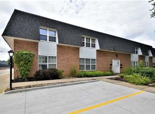 6880 Smith Rd #C, Cleveland, OH 44130