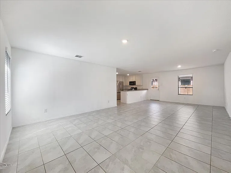 3316 Turkey Trot Ln — Photo 4