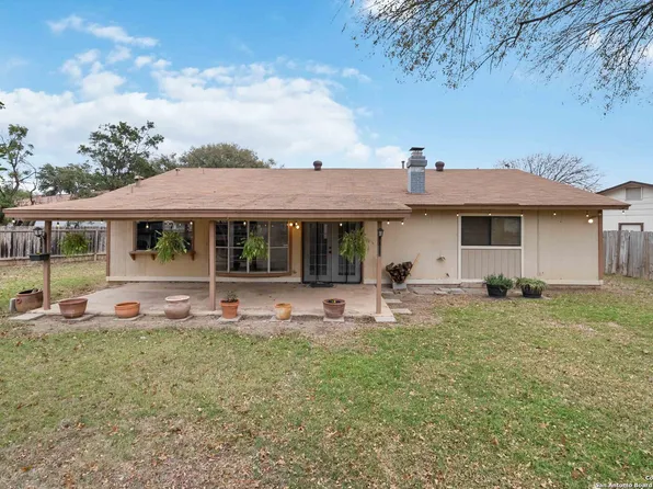 3901 Pipers Haven, San Antonio, TX 78251