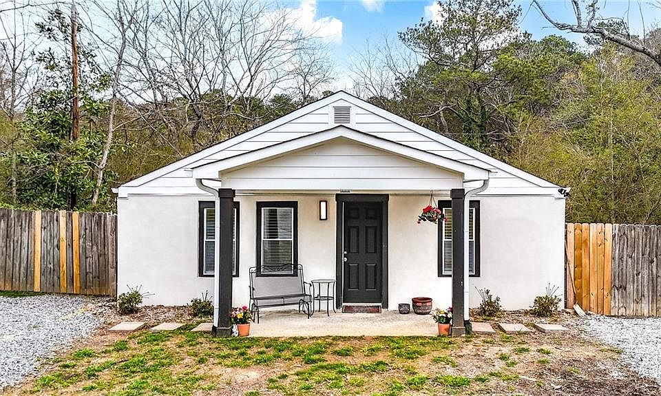 1st image of 5304 Groovers Landing Rd SE