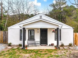 5304 Groovers Landing Rd SE, Acworth, GA 30101