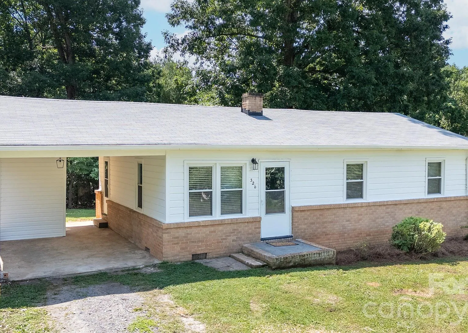 3 bed, 1100 sqft, $1,200 — Photo 1