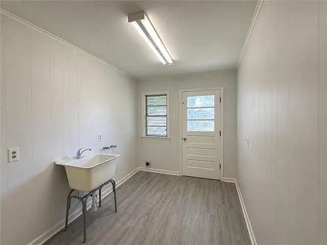 420 E William David Pkwy — Photo 14