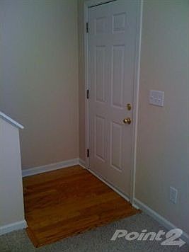 Foyer-With WOOD FLOORING