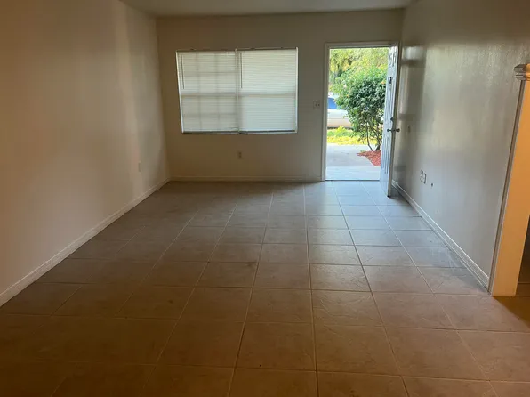 820 SW 9th St APT 1-8, Pompano Beach, FL 33060