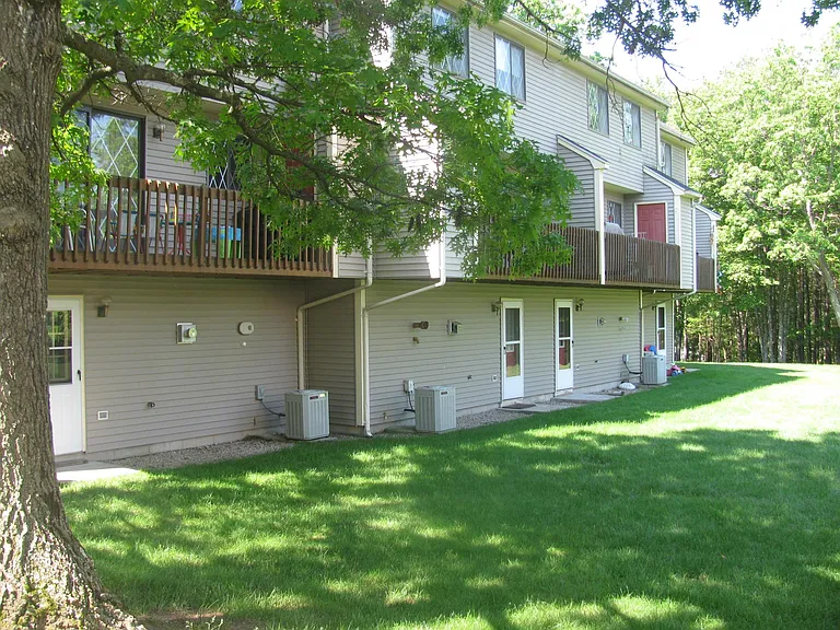 5 Burberry Ct — Photo 14
