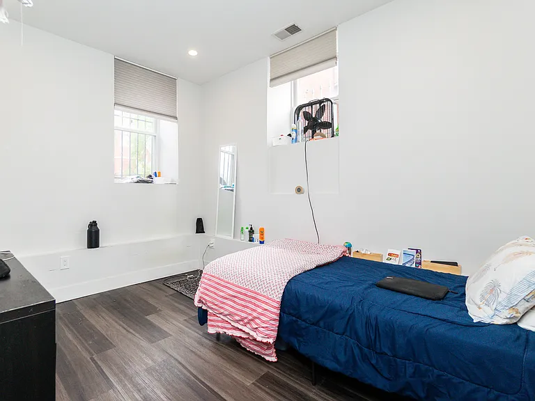 78 Forest St #1 — Photo 14