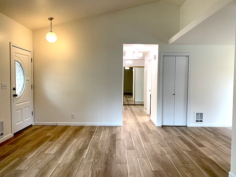 2424 Melrose Loop — Photo 20