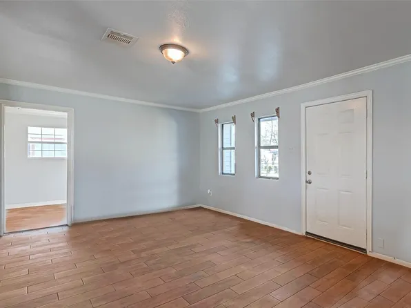 5322 Westover St, Houston, TX 77033