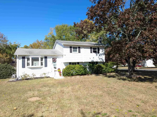 15 E Secluded Ln, Rio Grande, NJ 08242