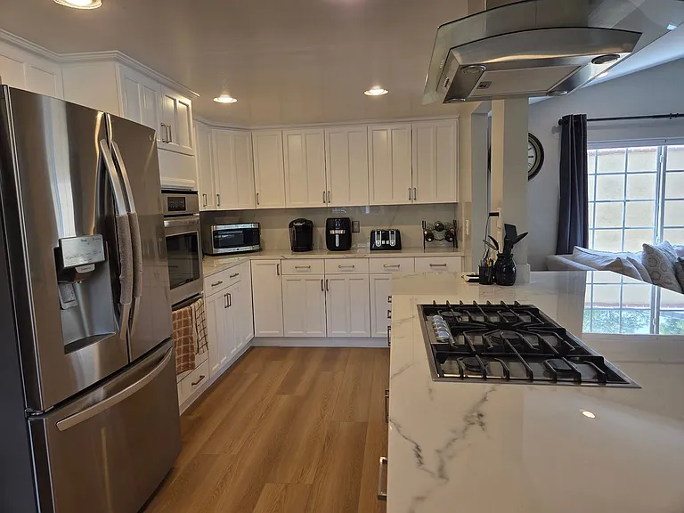 Comanche Ave. 5706 — Photo 35