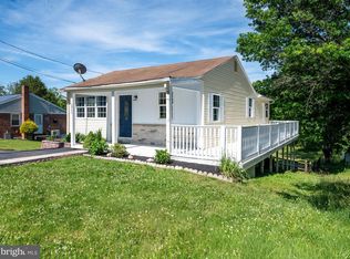 1311 Butter Ln, Reading, PA 19606