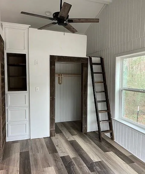 11109 Newton Cir — Photo 11