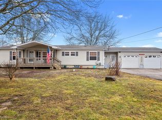 6502 N Park Ave NE, Bristolville, OH 44402