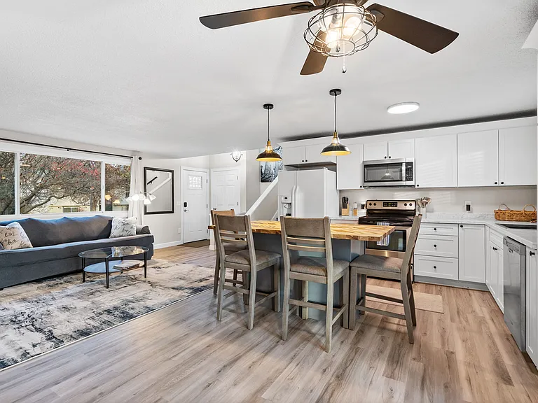 1820 N Burl Ln — Photo 13