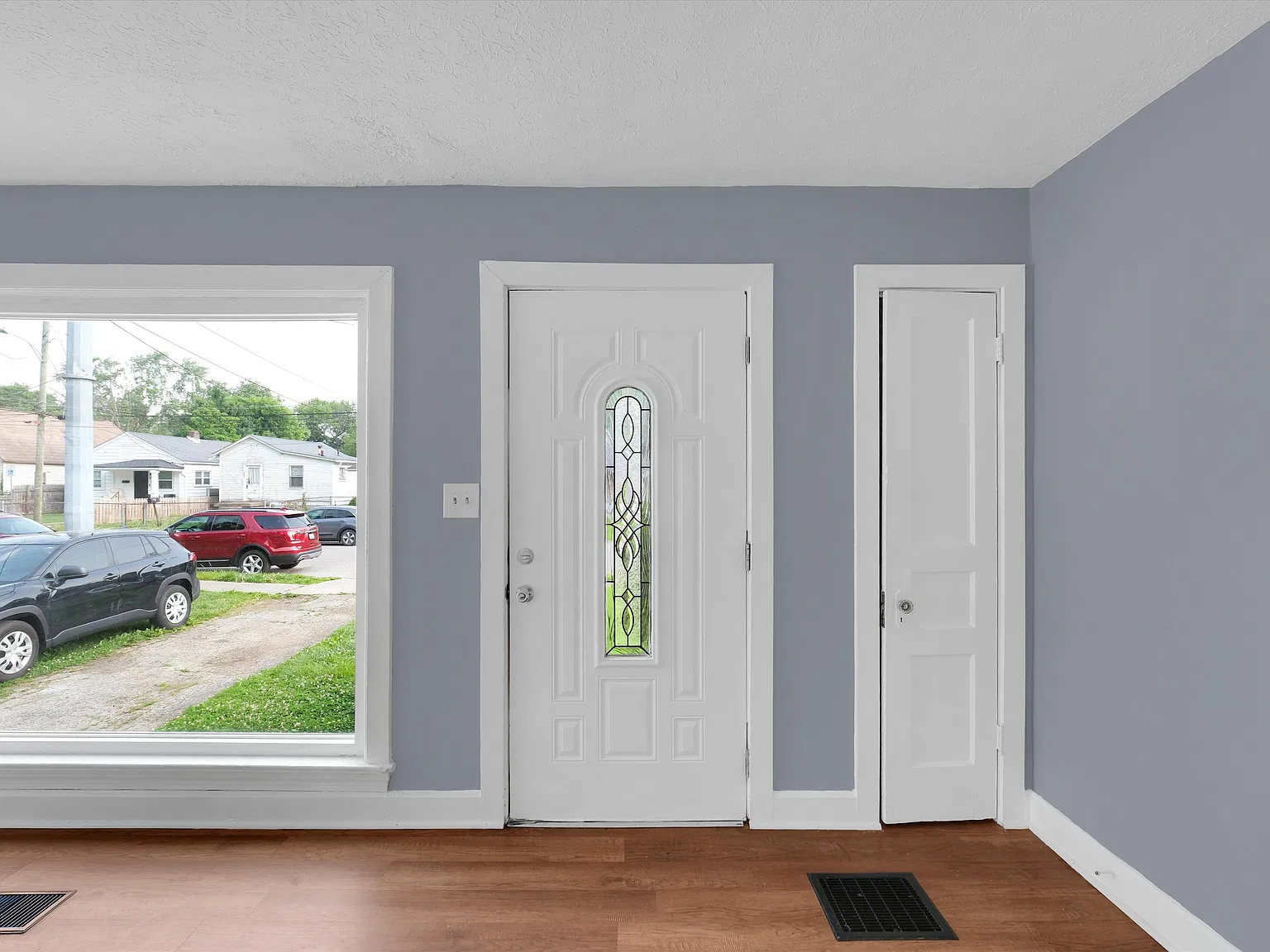 3 bed, 1058 sqft, $1,350 — Photo 4