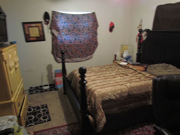 5th image of 1400 Meadow Ln