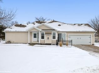 116 SE Little Beaver Ct, Grimes, IA 50111