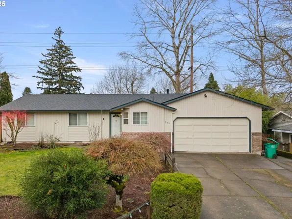 755 SE Hale Pl, Gresham, OR 97080