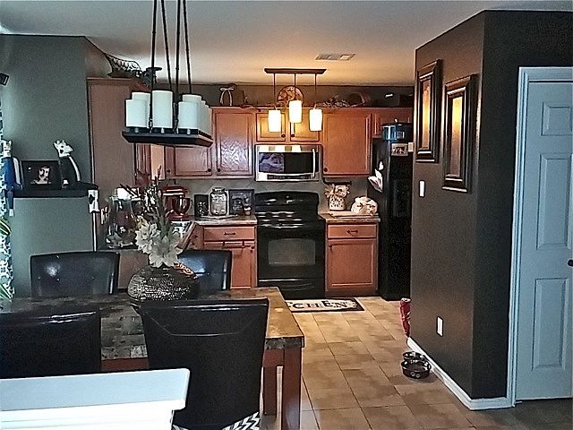 2nd image of 5112 Lions Gate Ln