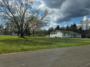 25 Kelley Dr, Big Flats, NY 14814
