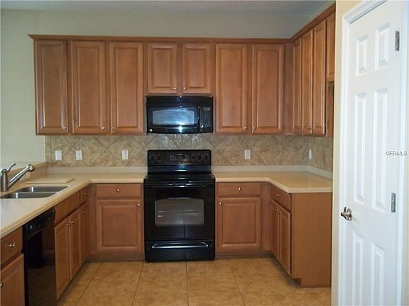 5th image of 15301 Montesino Dr