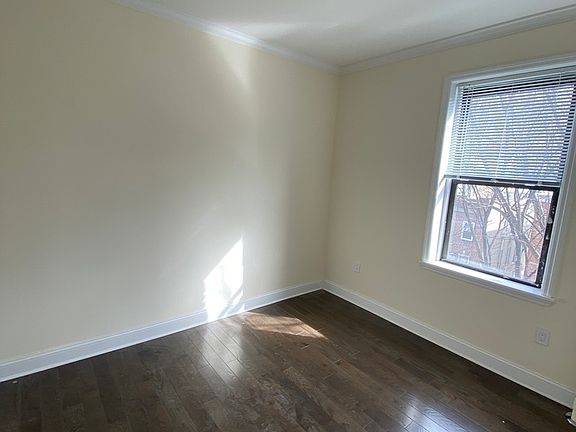 4th image of 21-58 35th St #4DD