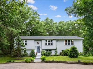 80 Reservoir Rd, Coventry, RI 02816