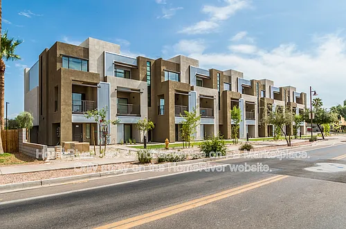 1000 W 5th St #1014 Photo 1