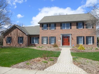 1001 Sutton Pl, Saint Charles, IL, 60174