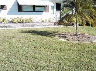 5895 Waterbury Cir, Sarasota, FL 34233