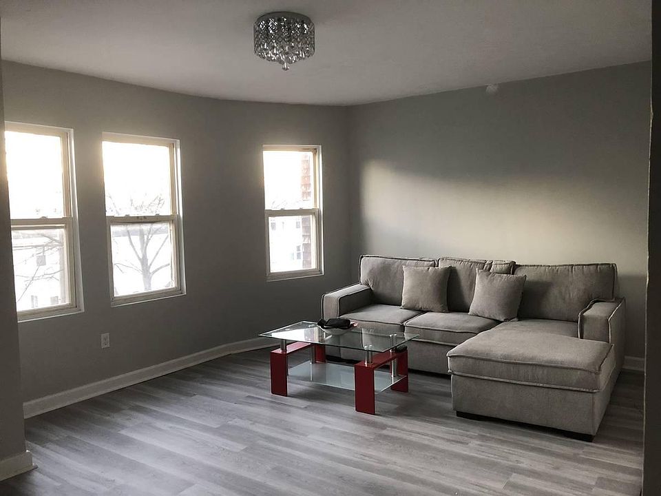 2nd image of 24 Winter St Floor 2
