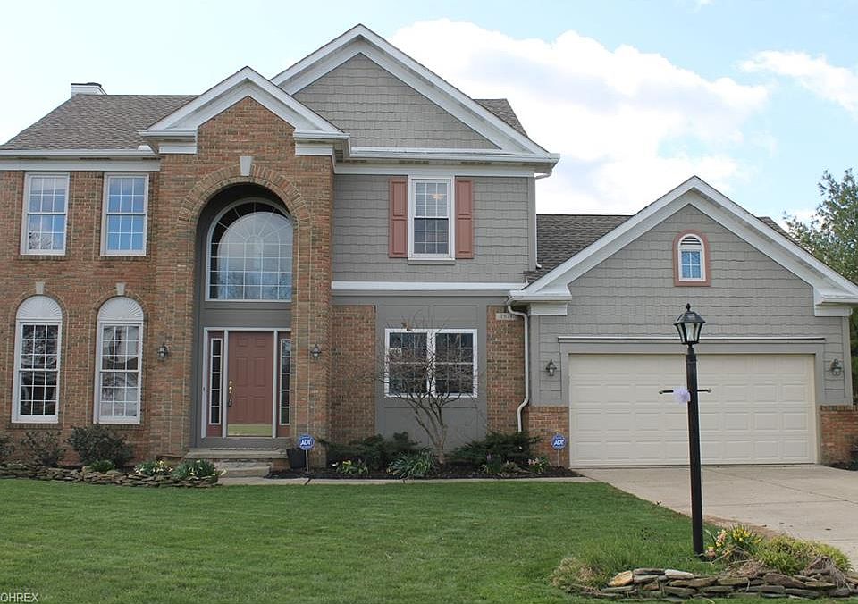 1st image of 2876 Benjamin Dr