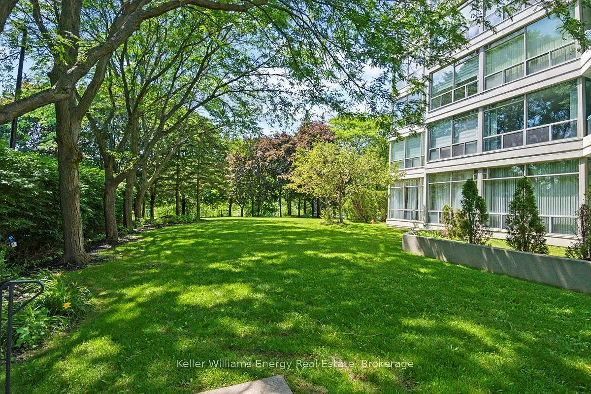 2 bed, $3,000 — Photo 4