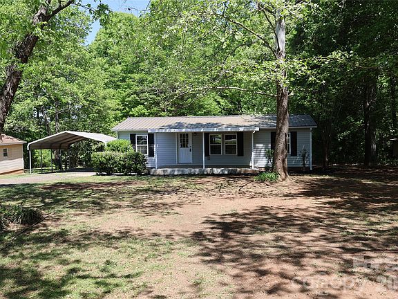 3rd image of 6443 Sherwood Ln