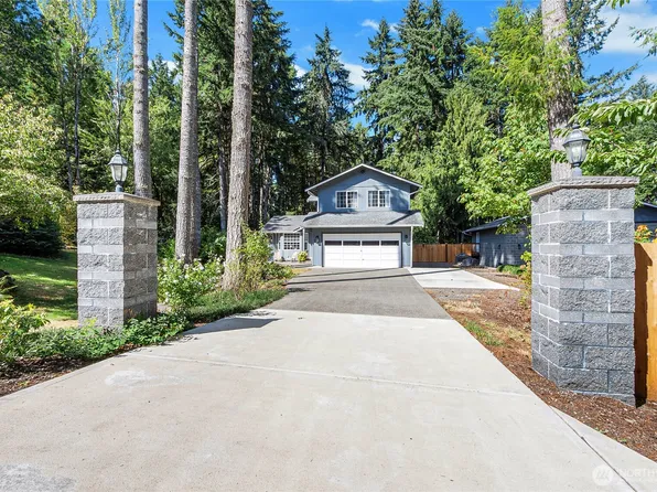 708 3rd Street W, Rainier, WA 98576