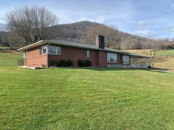 9749 Redbud Hwy, Honaker, VA 24260