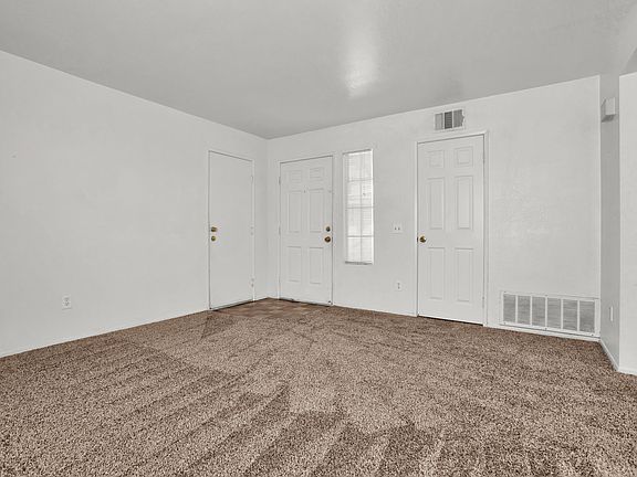 3rd image of 470 Westminster Pl #A