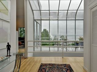 500 Hillside Dr E, Seattle, WA 98112