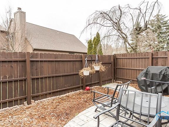 5th image of 13 Parkview Dr