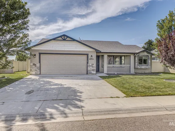 2821 Dogwood Ave, Fruitland, ID 83619
