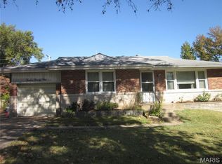 1295 Chambers Rd, Saint Louis, MO 63137