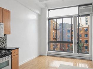 12 Stoneholm St APT 304, Boston, MA 02115