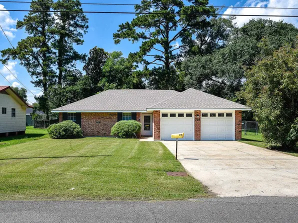 718 E Division St, Jennings, LA 70546